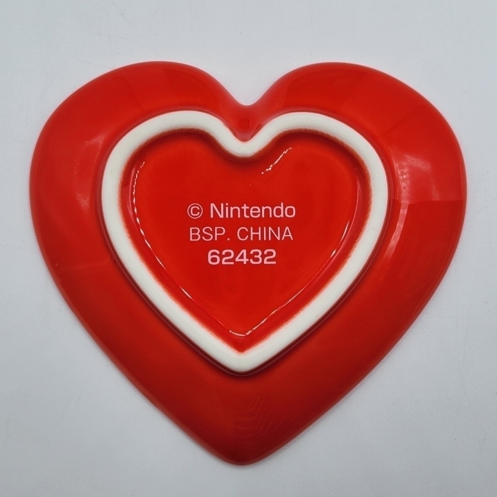 Zelda Tears of the Kingdom heart shaped vessel ceramic plate - Picture 3 of 8